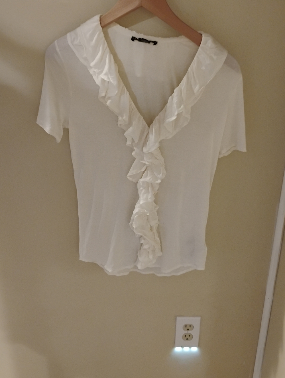 Ralph Lauren Black Label White Ruffle Front Short Sleeve Top